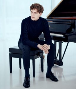 Veronika Eberle | © Felix Broede